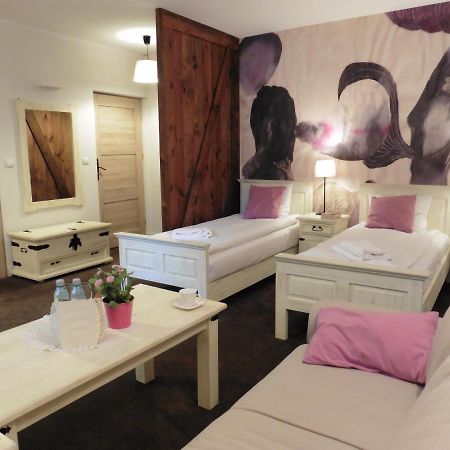 Pensjonat Pola Hotel Krakow Luaran gambar