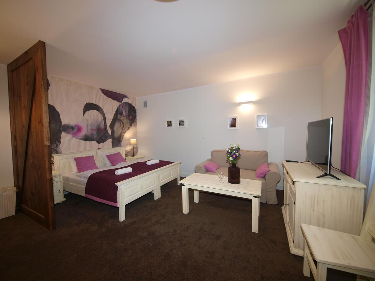 Pensjonat Pola Hotel Krakow Luaran gambar